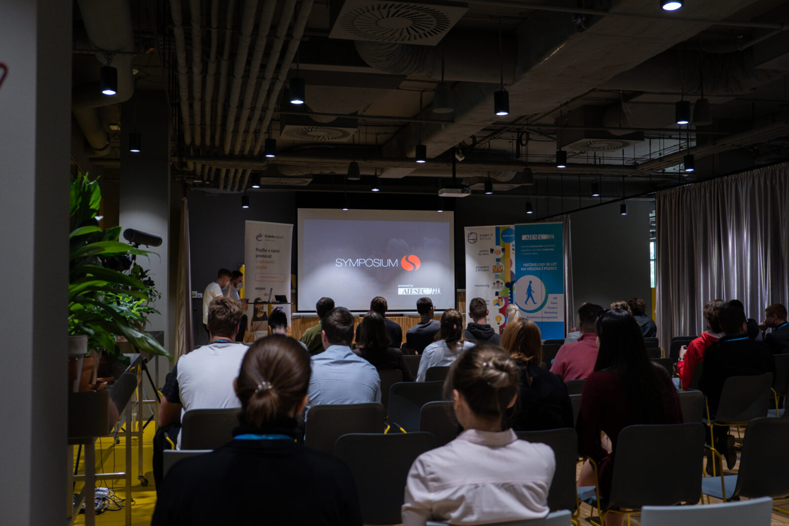 Konference Symposium