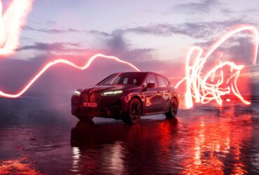 BMW iX