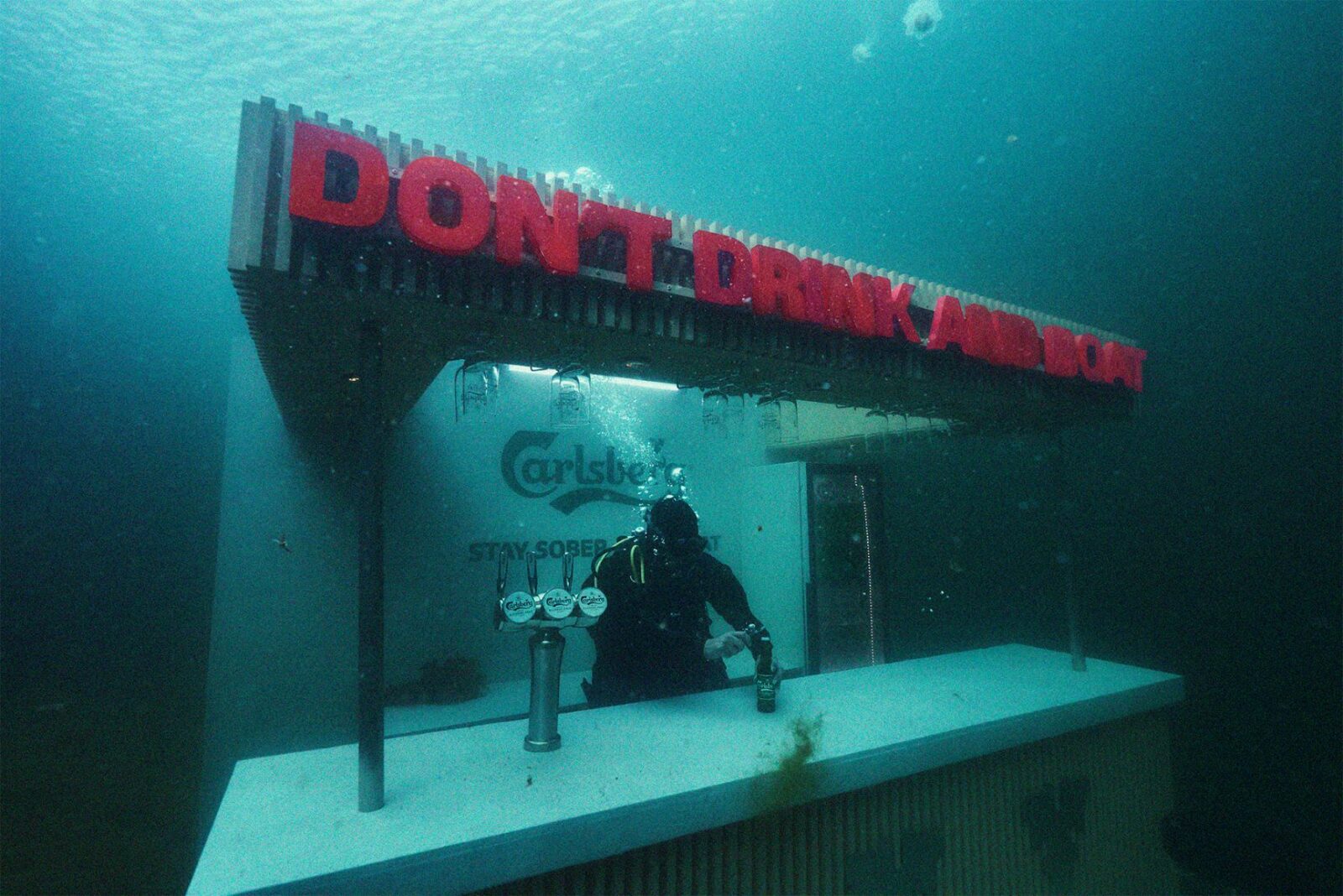 Podvodní bar Carlsbergu