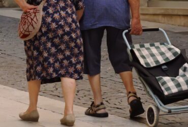 Tašce na kolečkách se někdy přezdívá také Fofrtaška