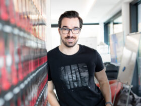 Michal Noga založil Madmonq