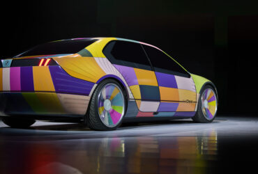 Představení konceptu BMW i Vision Dee na veletrhu CES 2023